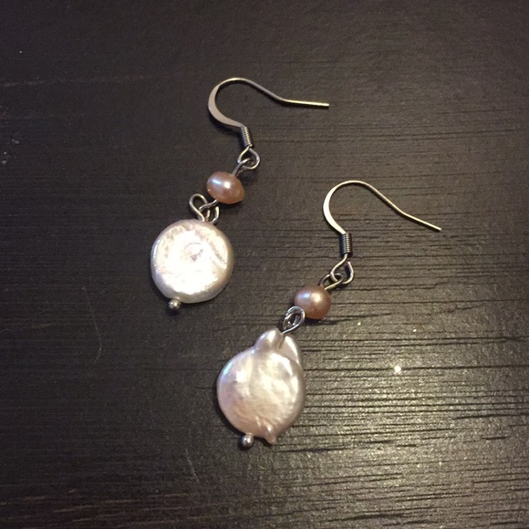 Freshwater pearl earrings - Picture 2 of 7